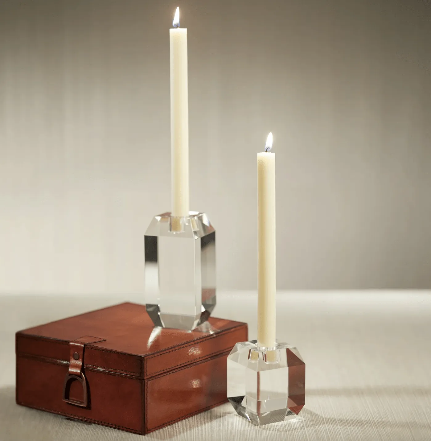 Beveled Cubic Crystal Taper Holder - Short